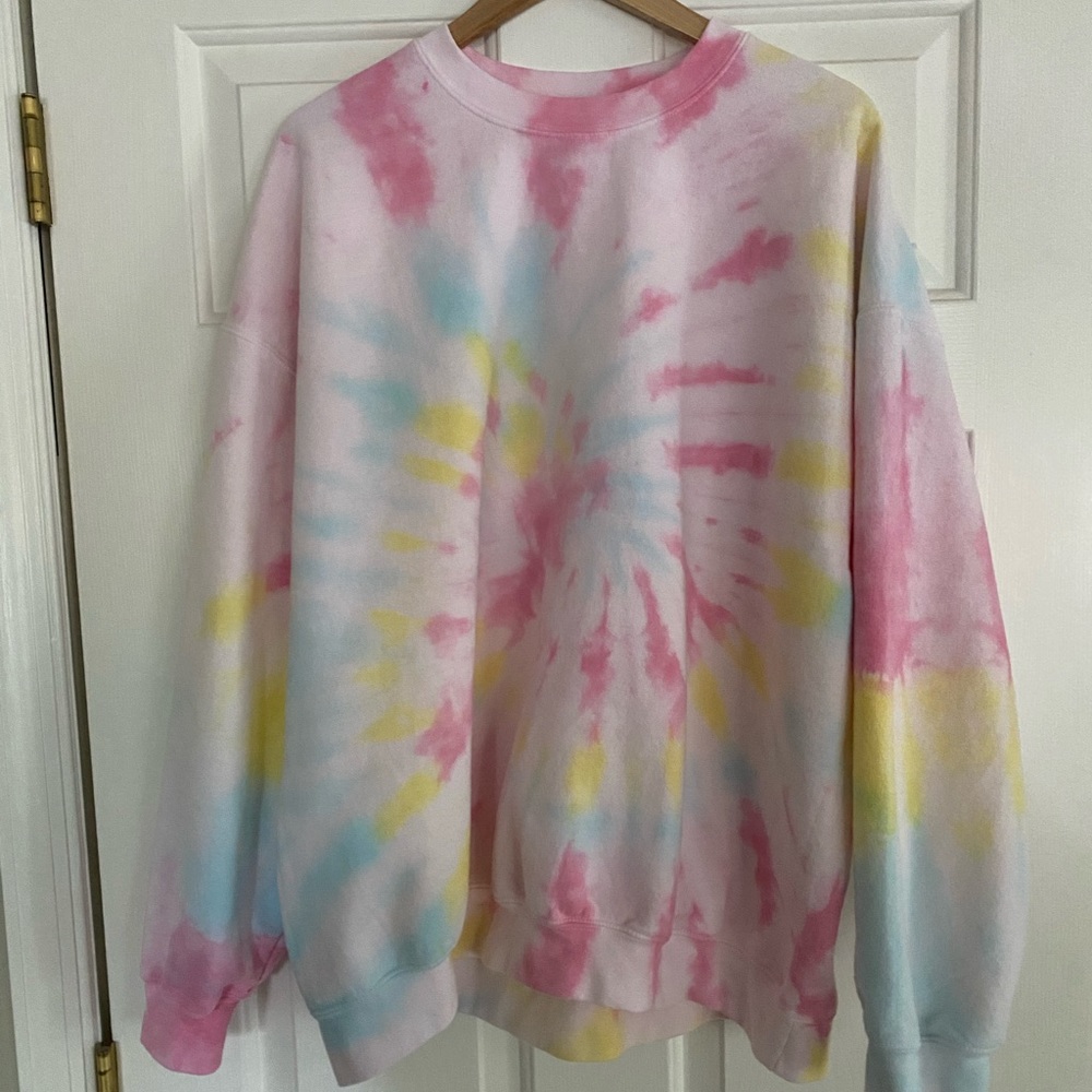 Oversized tie dye crew neck